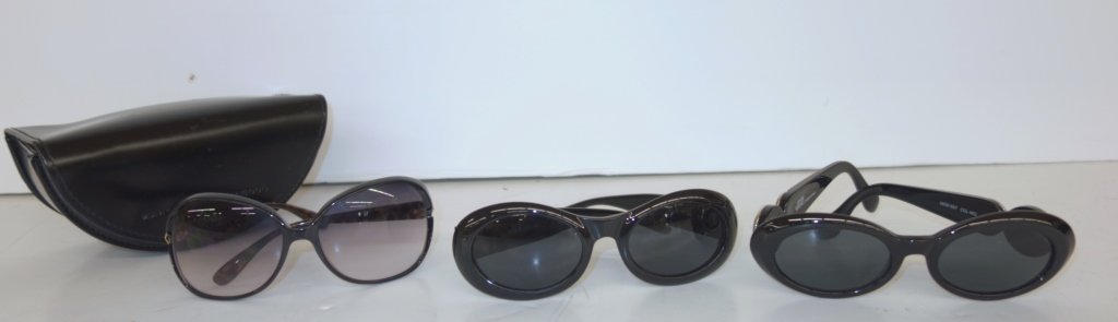 3 pairs of sunglasses- Gucci, Versace, Mark Jacobs (1 of 7)