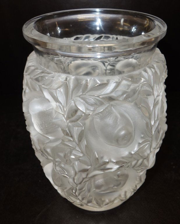 Lalique France frosted vase with birds (1 of 3)