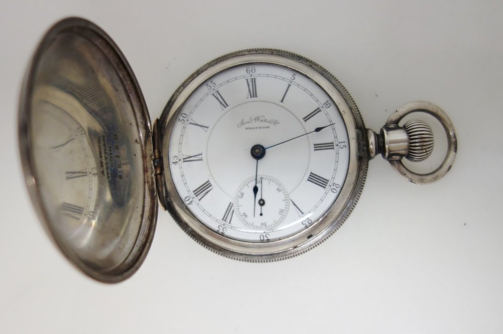 Am. Waltham Watch Co.  pocket watch (1 of 3)