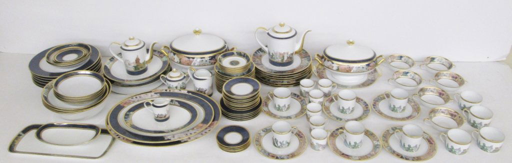 108 pieces Bernardaud Limoges set: 108 pieces Bernardaud Limoges "Metropoles" plates; cups; saucers; bowls, tureen; tea pot.