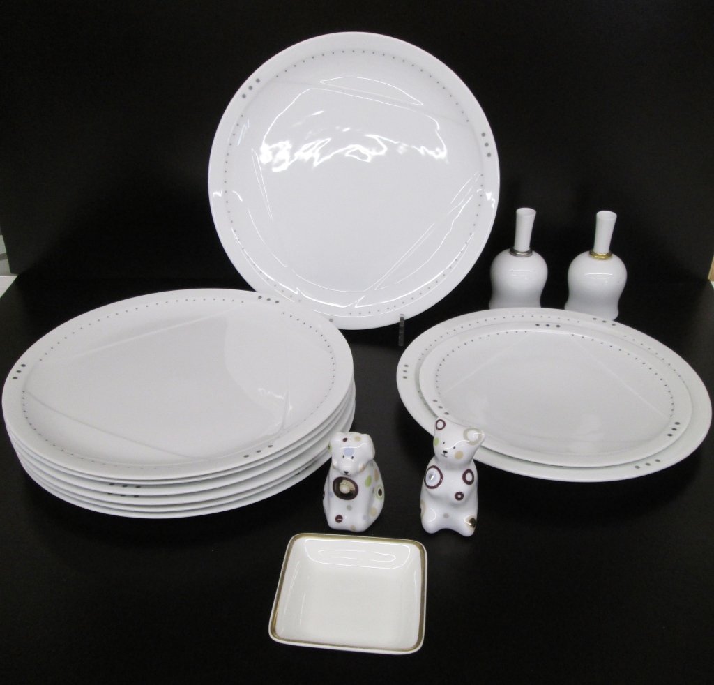 14 piece Bernardaud: 14 piece Bernardaud including plates; dog & mouse; & wedgwood small dish. Largest measures 13 diam.