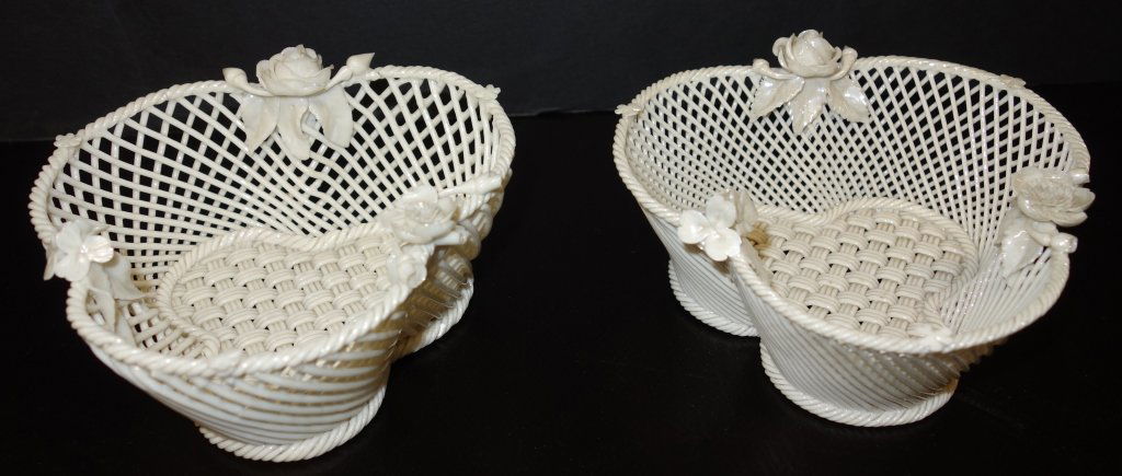 2 Belleek shamrock shaped bowls (1 of 5)