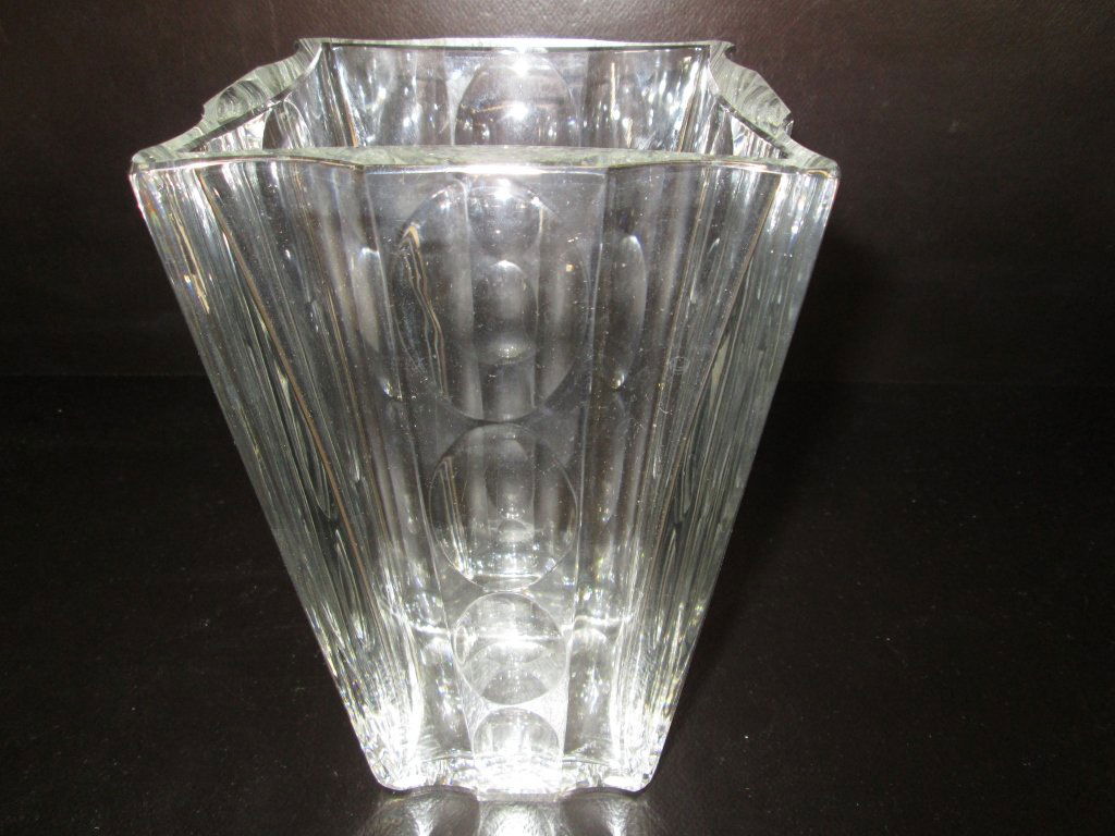 St. Louis crystal vase (1 of 2)