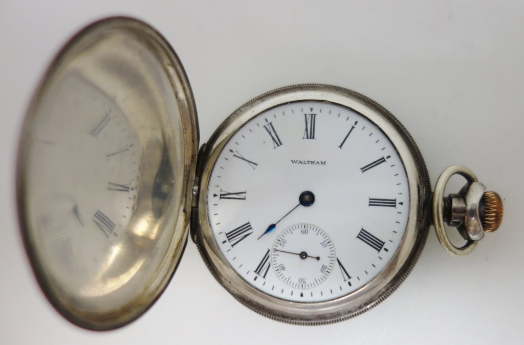 Waltham  pocket watch (1 of 2)