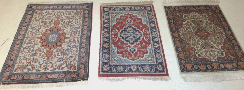 3 Oriental /Persian rugs (1 of 4)