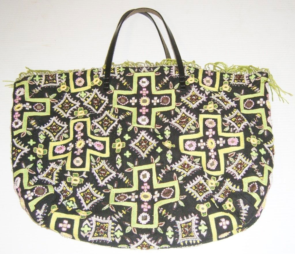 Fendi green multi-color/multi-pattern purse (1 of 5)
