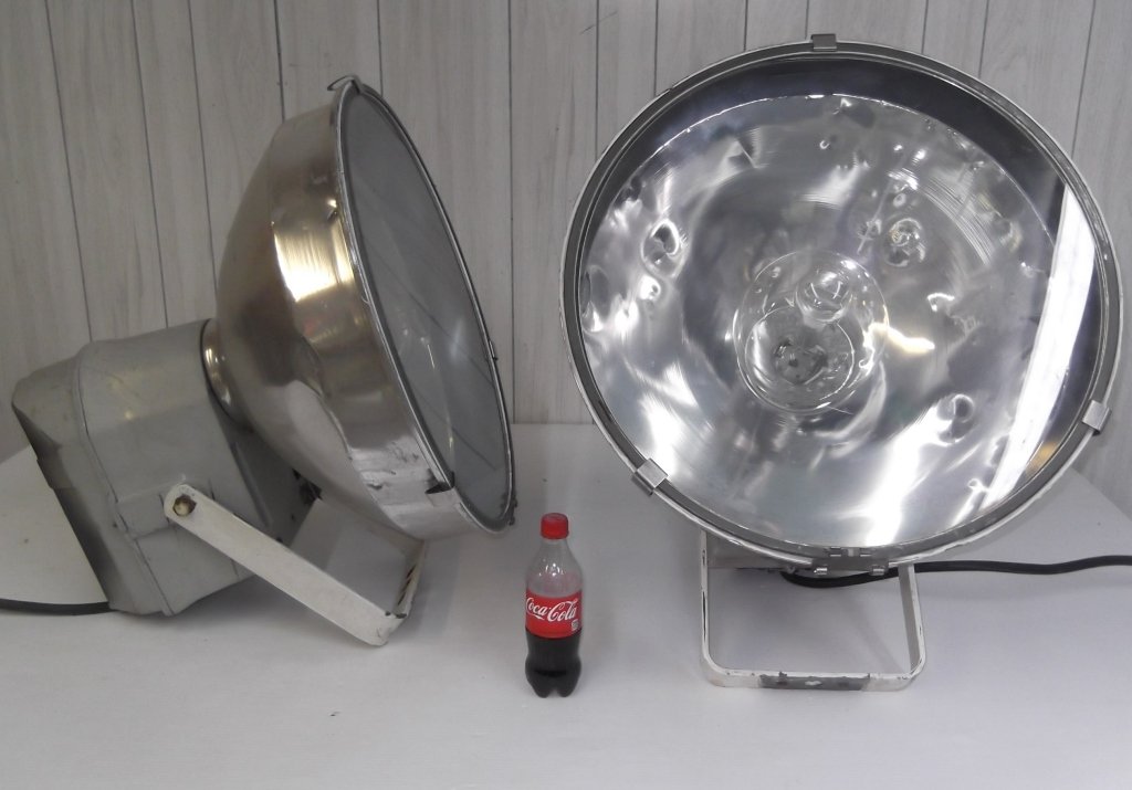 Pair of huge General Electric spot lights (1 of 4)