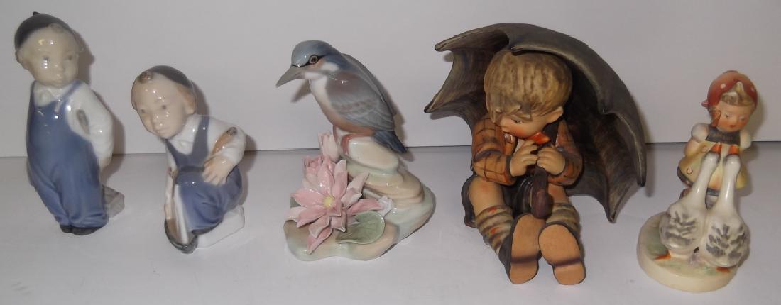 5 piece figure lot (1 of 9)