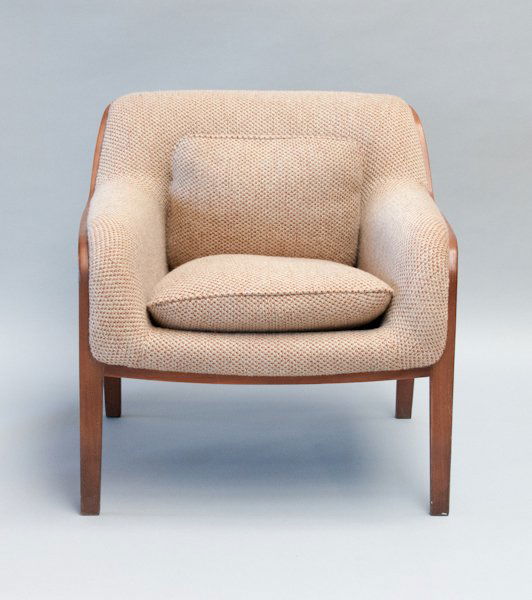 Knoll Lounge Chair 1315 by Bill Stephens.: Knoll Lounge Chair 1315 by Bill Stephens. Knoll International label under seat. Bill Stephens (1932-2007) was one of the most influential designers at Knoll. 28" H.