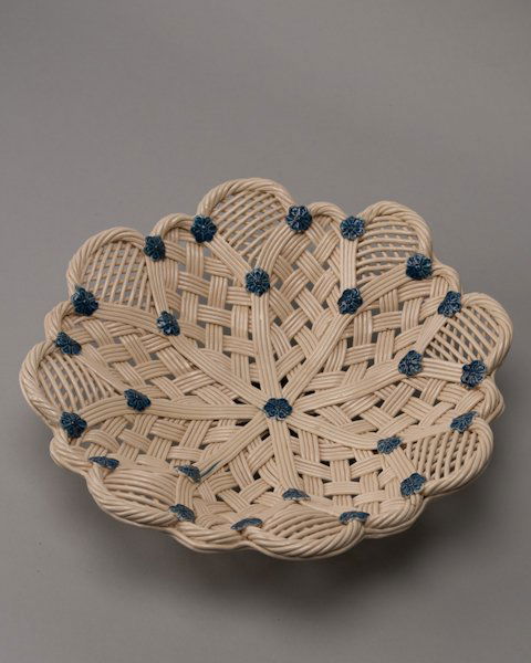 Leeds Open Basket: Leeds Open Basket Cream basket weave motif with deep blue floral highlights and scalloped border. 12"" Dia