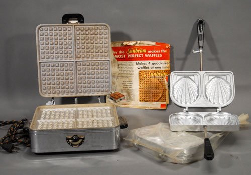 Vintage Waffle Maker 10" W x 9" W: Vintage Waffle Maker 10" W x 9" W