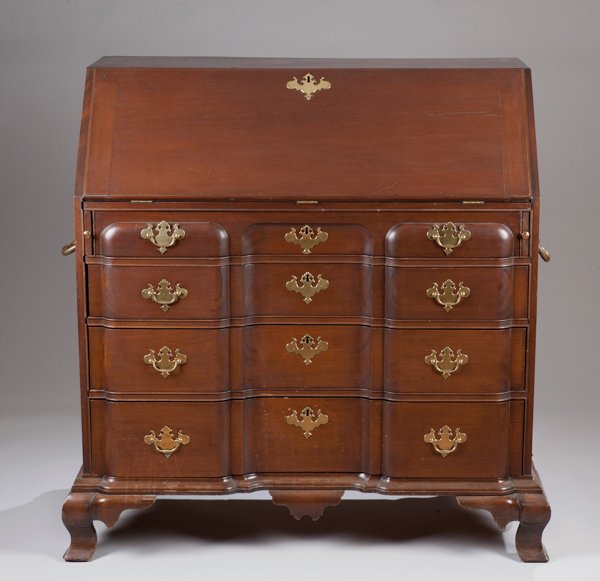 Custom Block Mahogany Slant Front Desk: Custom Block Mahogany Slant Front Desk Possibly by a local maker. Fitted interior with central mirrored prospect door with one drawer inside, flanked on both sides by two drawers then three drawers al