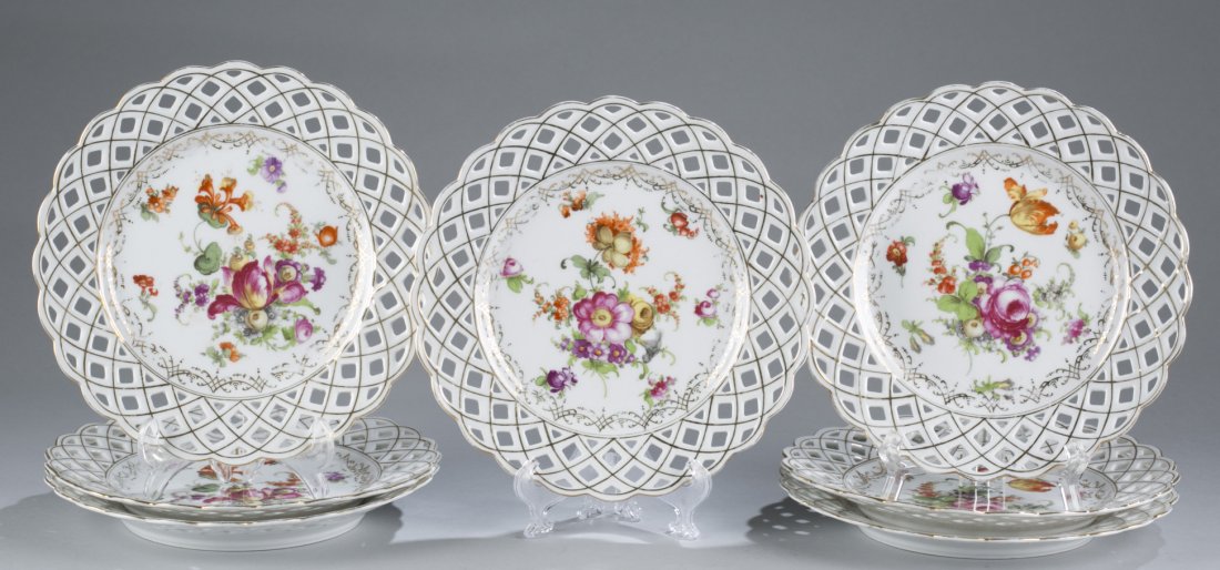 Seven (7) Bavarian Reticulated Plates: Seven (7) Bavarian Reticulated Plates Seven (7) Bavarian floral decorated plates with reticulated rims and gilt trim. Stamped on back with Bavarian mark. 8 1/2 "" D