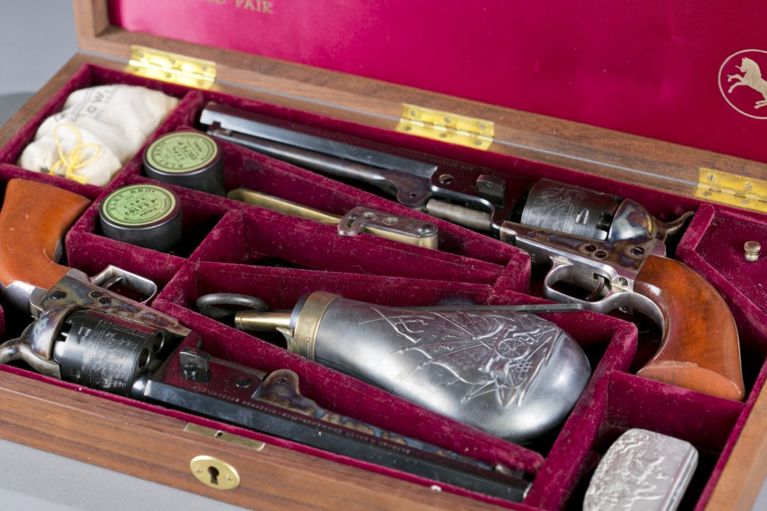 Grant/Lee 1971 Commemorative Pistol Set - 6