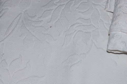 Five Counterpane White Bedspreads - 3