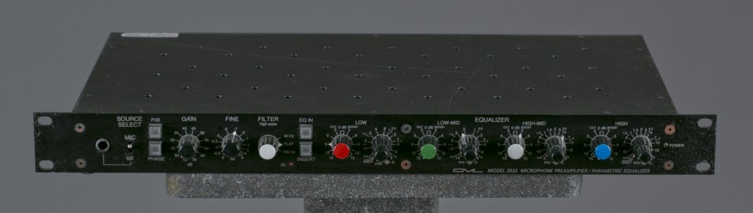 Microphone Preamplifier / Parametric Equalizer, Model: Microphone Preamplifier / Parametric Equalizer, Model 2032 Serial no. T0089