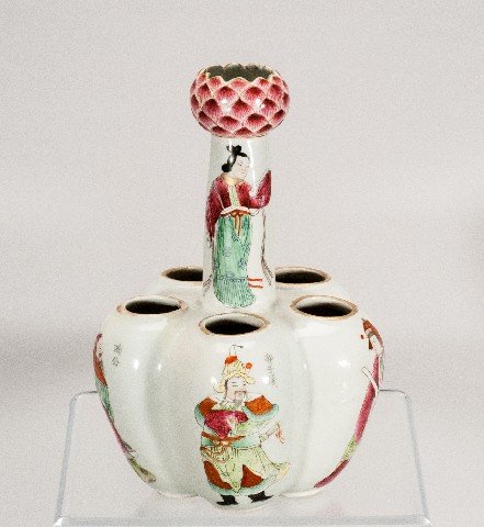 Asian Vase with Five Lower Holes and Lotus Form Top: Asian Vase with Five Lower Holes and Lotus Form Top Marked to bottom. 9"" H x 5 1/2"" D