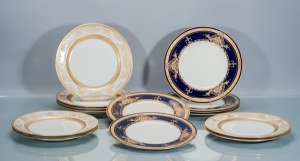 Collection of English and Limoges Porcelain Dinner: Collection of English and Limoges Porcelain Dinner plates, Fifteen Pieces. Seven Royal Worcester 20th c. dinner plates with richly gilt fountain and foliate design on cobalt border. Eight C. Ahrenfeld