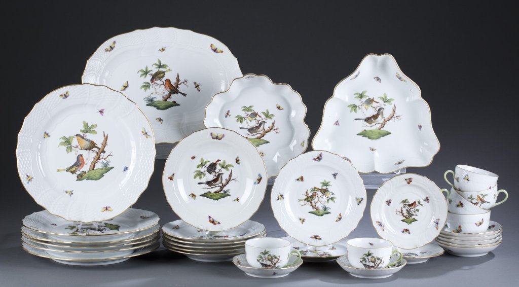 Herend Porcelain Service for Six, Includes 32 Pcs.: Hand painted porcelain in the Rothschild pattern. Includes: six tea cups, seven saucers, six lunch plates, six dinner plates, two salad plates, two bread plates, one triangle shaped serving platter, o