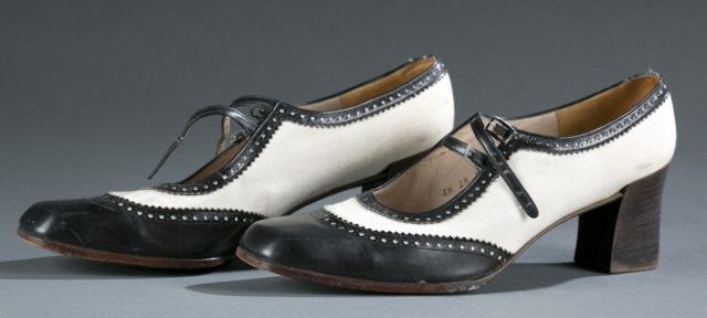 Roger Vivier for Christian Dior Oxfords c.1950/60s: A pair of Christian Dior oxfords designed by Roger Vivier, c.1950s/1960s. Women's size 8 1/2 AA. Wear from age & use.