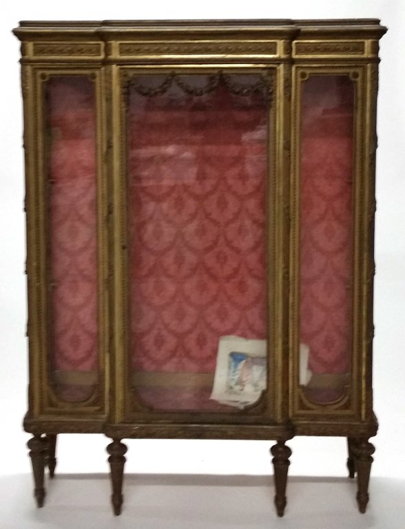 19th c. French Carved & Gilt Vitrine. (1 of 5)