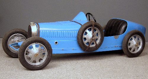 A half scale replica of a Baby Bugatti "Type 52" R: A half scale replica of a Baby Bugatti "Type 52" Racing Car finished in sky blue (one of an edition of 6 produced by local engineer, Mr Peter Vickery-Jones in 1989 - this car was made by the owner as