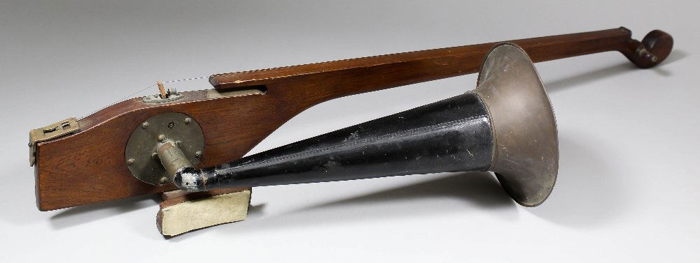 An early 19th Century single string horn-violin, 35.75i: An early 19th Century single string horn-violin, 35.75ins long