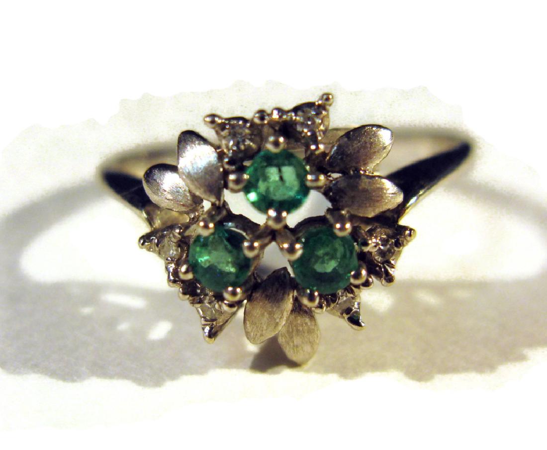 VINTAGE 18K WHITE GOLD RING W/ EMERALDS & DIAMONDS (1 of 6)