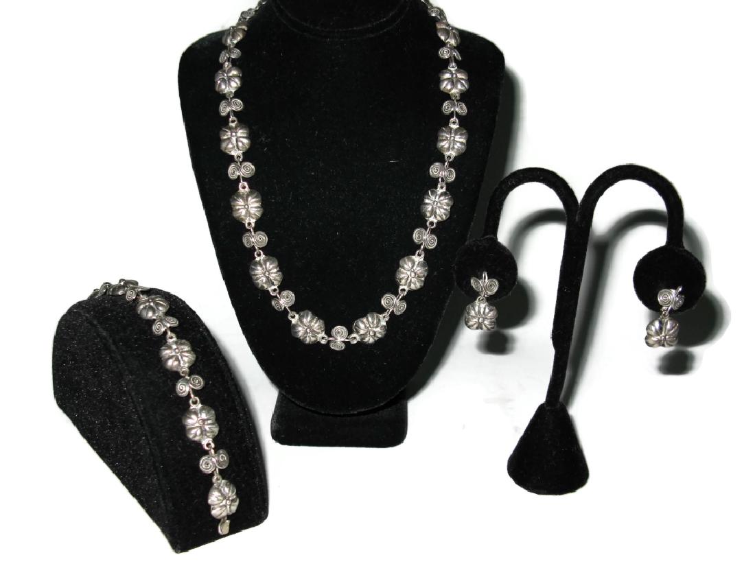 VINTAGE SIGNED TAXCO 925 SILVER PARURE JEWELRY SET (1 of 6)