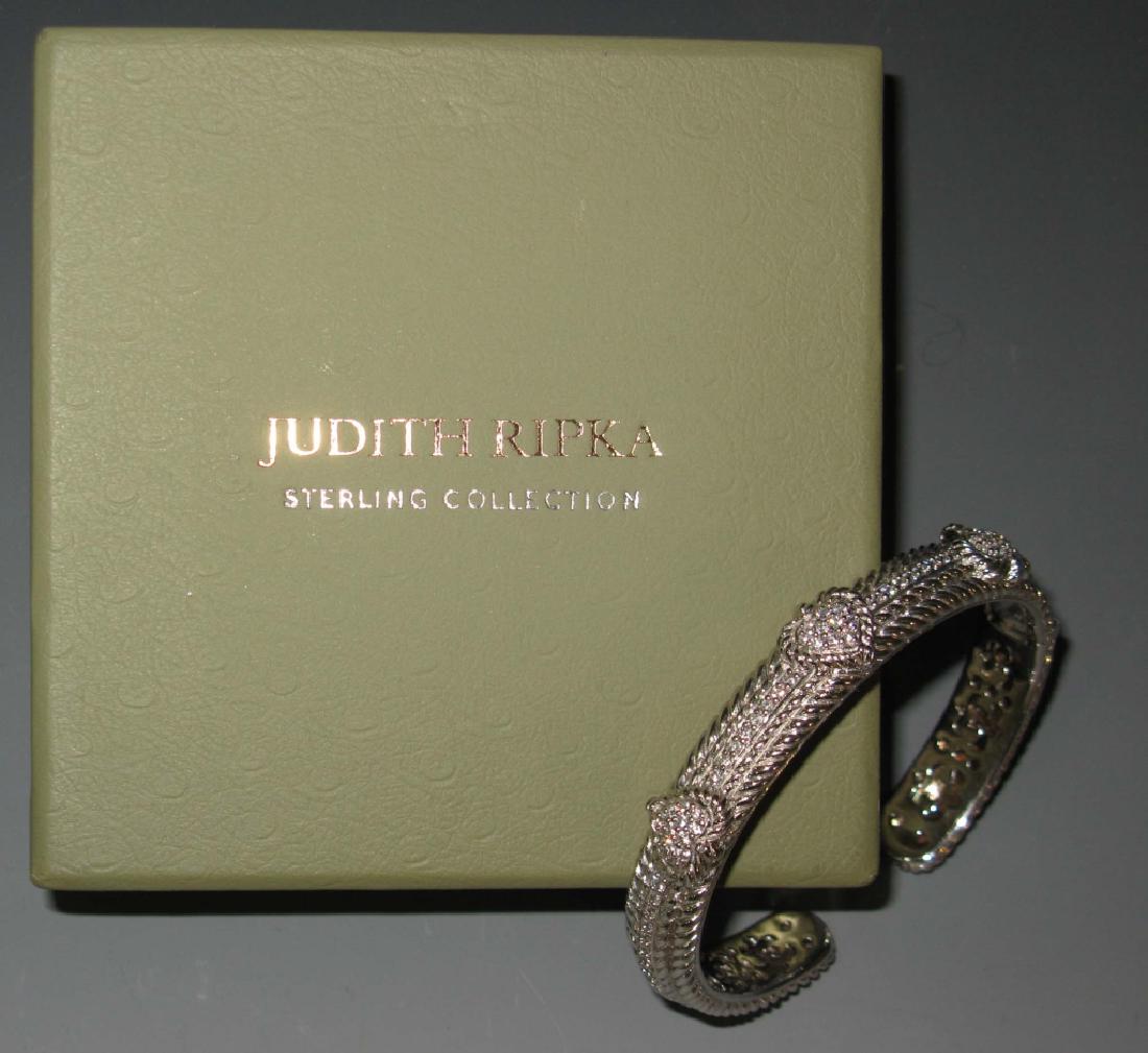 JUDITH RIPKA 925 SILVER CLAMPER BRACELET HEARTS (1 of 4)