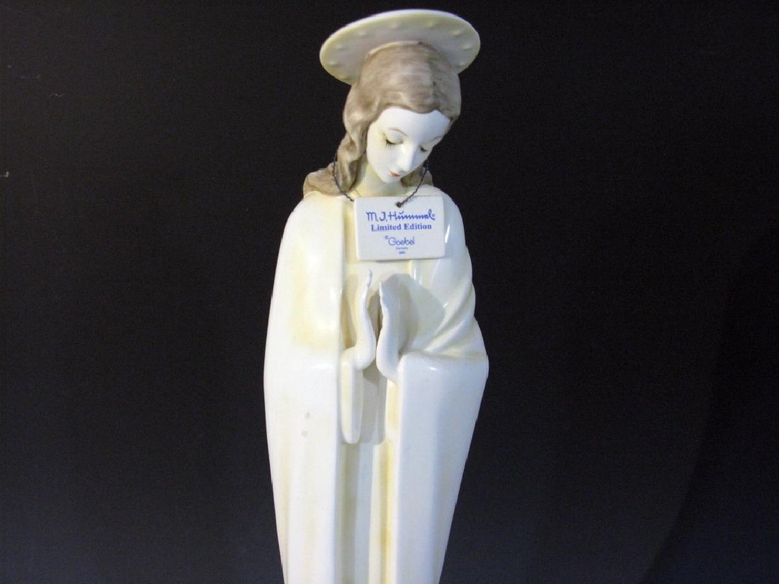 HUMMEL GOEBEL LIMITED EDITION MADONNA 45/3: HUMMEL GOEBEL LIMITED EDITION MADONNA WITH HALO 45/3: Germany, 2005, Goebel, Hummel. Virgin Mary / Madonna with Halo Produced to commemorate the 70th anniversary of Goebel, with the additional porcela