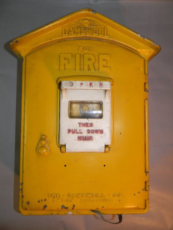 Gamewell Fire Alarm Box Restoration / Vintage Gamewell No. 413 Red Fire