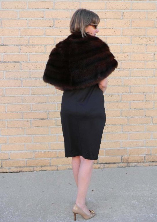 Mink Wrap Stole by Saito Fur: Dark Chocolate Brown Mink Fur Wrap Stole by Saito Fur, condition: Excellent condition. Size: Medium