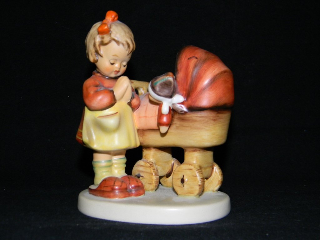 GOEBEL HUMMEL FIGURINE DOLL MOTHER"": Goebel Hummel Figurine Doll Mother ". Condition: Free from Chips, cracks and restoration.