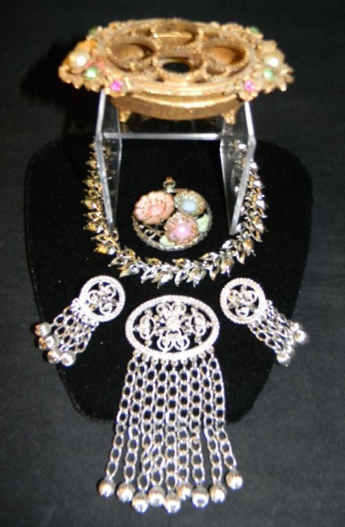 COSTUME JEWELRY SARAH COVENTRY FLORENZA & CORO: COSTUME JEWELRY SARAH COVENTRY FLORENZA & CORO; Florenza lipstick holder set with faux jewels, Coro silvertone necklace with floral motif, Sara Coventry brooch and earrings set and vintage enamel on m