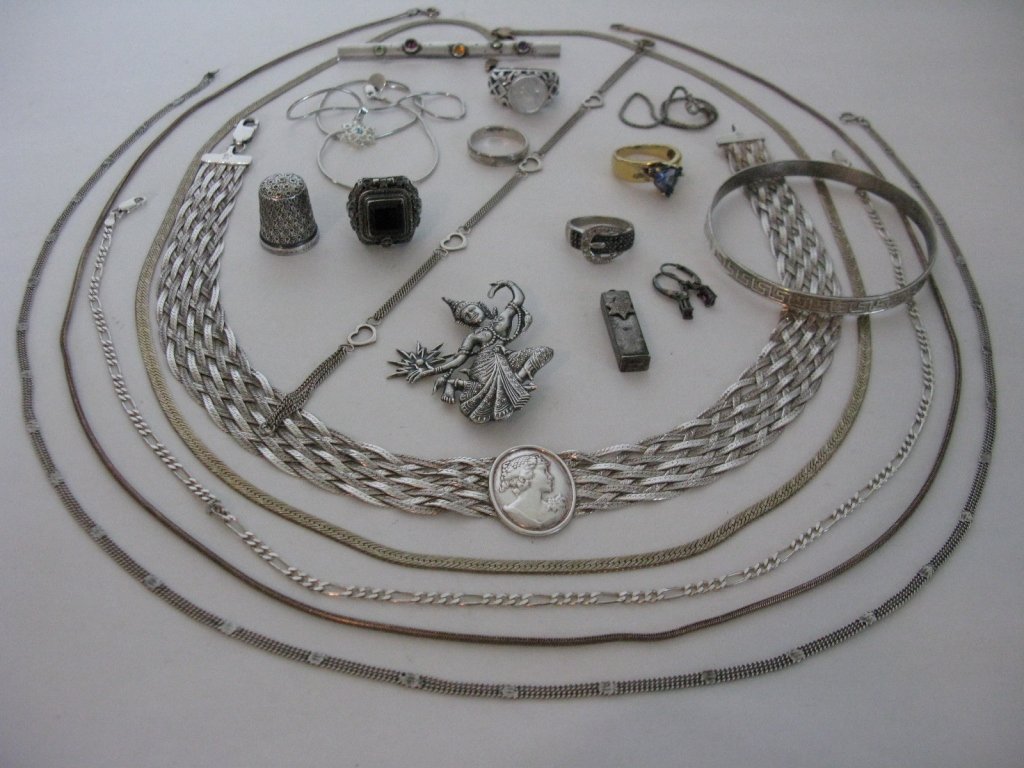 STERLING JEWELRY LOT: Milor, C, Thimble, Thai: Vintage Sterling Silver 925 MILOR Italy Braided Cameo Necklace. 2.) Thai Dancer Brooch 2"h. 3.) 2 @ 30"l Italian Sterling Necklaces. 4.) Gold over Sterling Tanzanite Ring. Emily Ray .925 Necklace and 
