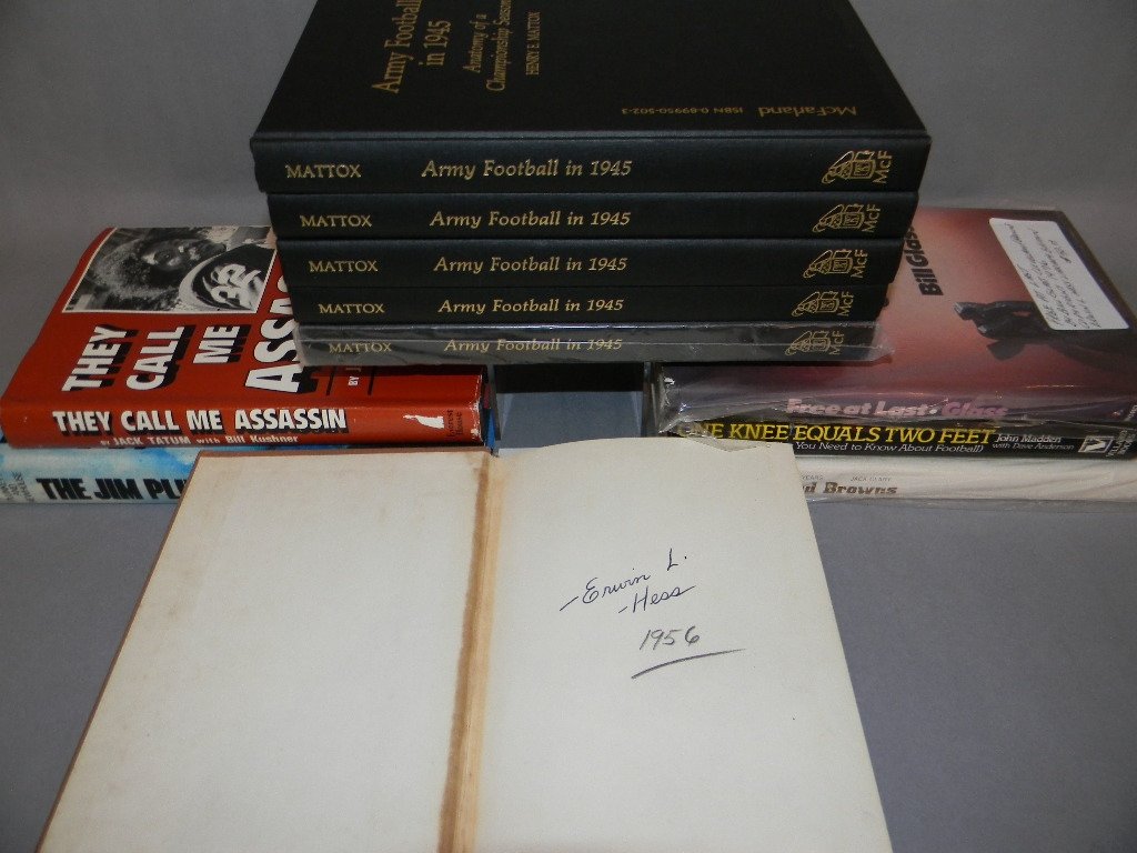 11 VINTAGE FOOTBALL BOOKS, SOME SIGNED 1ST EDITION (1 of 9)