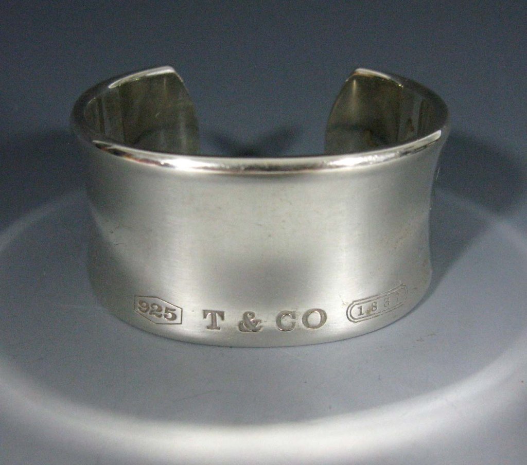 TIFFANY & CO STERLNG SILVER CUFF BRACELET (1 of 6)