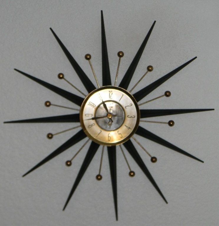 VINTAGE WELBY SUNBURST KEY WIND CLOCK (1 of 5)