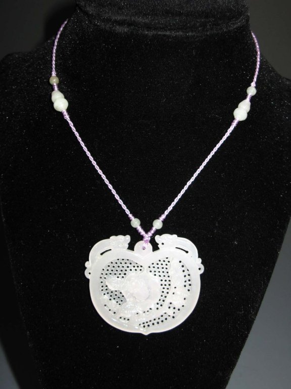 FINELY CARVED CHINESE JADE PENDANT w/ ROSE (1 of 5)