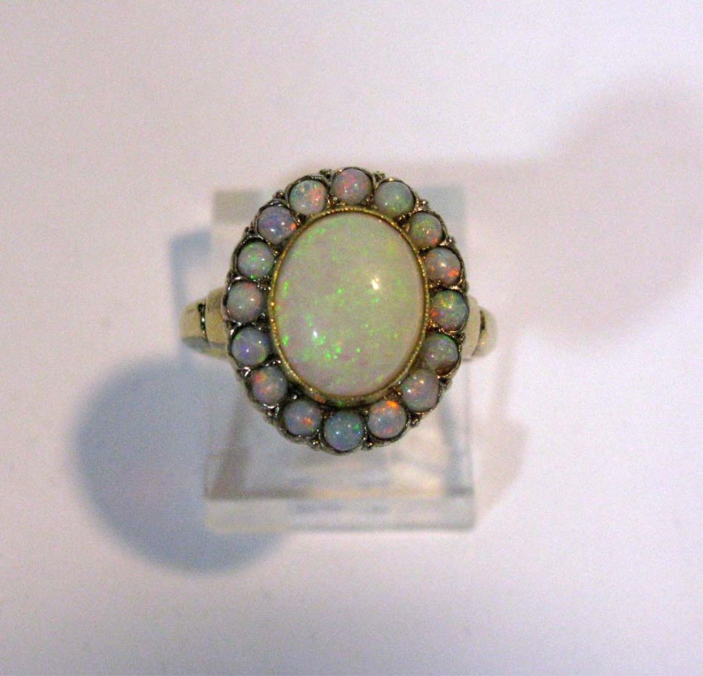 ANTIQUE 10K GOLD RING WITH OPALS (1 of 5)