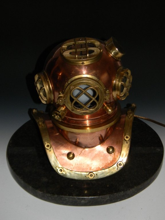 COPPER AND BRASS NAUTICAL DIVING HELMET LAMP