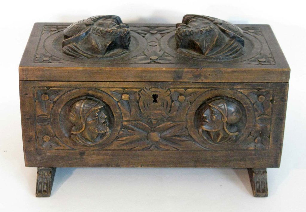 GERMAN BLACK FOREST STYLE CARVED WOOD CASKET (1 of 6)