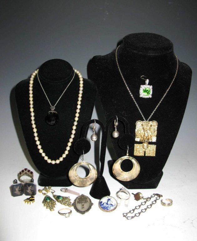 JEWELRY: STERLING, 14K GOLD, PEARLS & ANTIQUE (1 of 7)