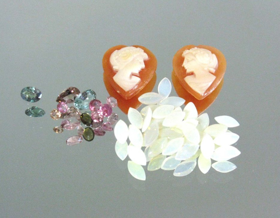 GEM PARCEL ALEXANDRITE, OPALS, PURPLE & BLUE TOURMALINE (1 of 9)