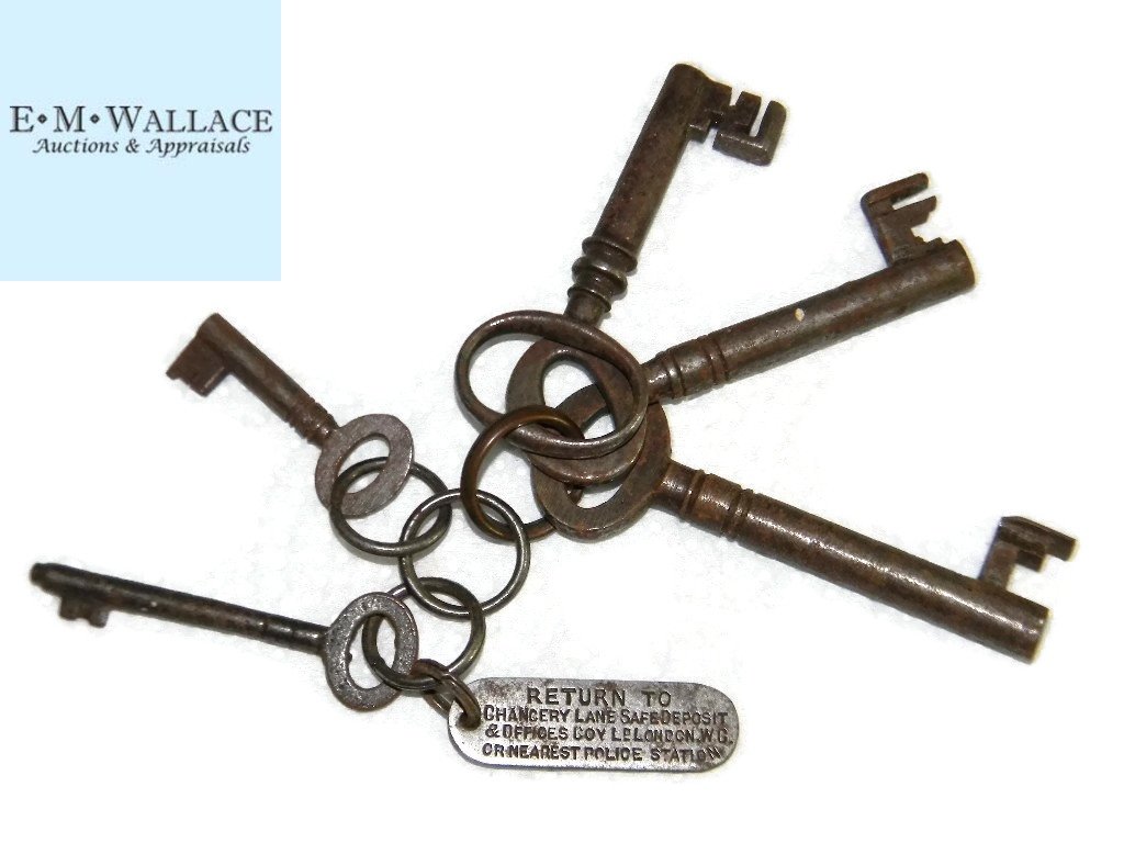 19TH C SKELETON KEYS CHANCERY LANE, LONDON (1 of 6)