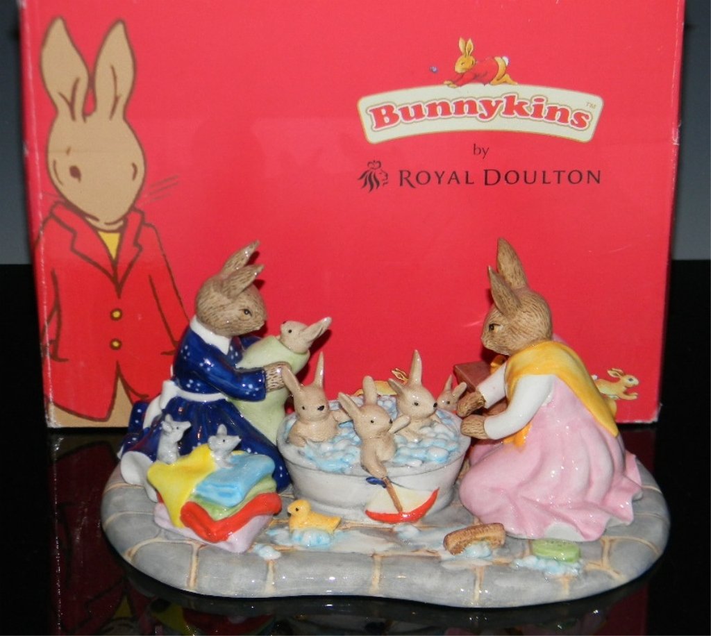 ROYAL DOULTON BUNNYKINS BATHTIME TABLEAU DB483 (1 of 5)