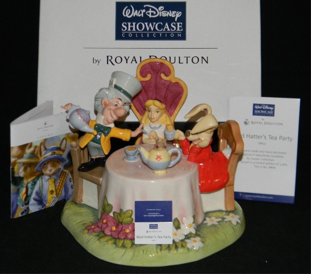 ROYAL DOULTON DISNEY MAD HATTER TABLEAU DM15: ROYAL DOULTON DISNEY MAD HATTER TABLEAU DM15: Intricate ceramic tableau by Royal Doulton depicting the characters from Lewis Carroll's, 'Alice in Wonderland'. Released as part of the Walt Disney Showc