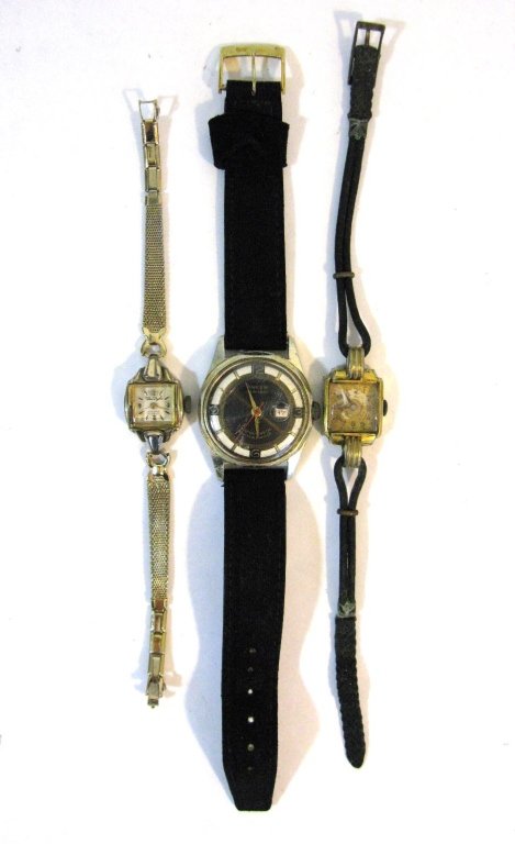 GROUP LOT OF VINTAGE GERMAN WATCHES: Collection of vintage watches, all working. 1.) Van Dyke, 17 Jewel, Incabloc, Speidel band, 6.5"l. 2.) German Anker calendar watch, 21 jewels. 3.) Fond Acier inoxydable watch.