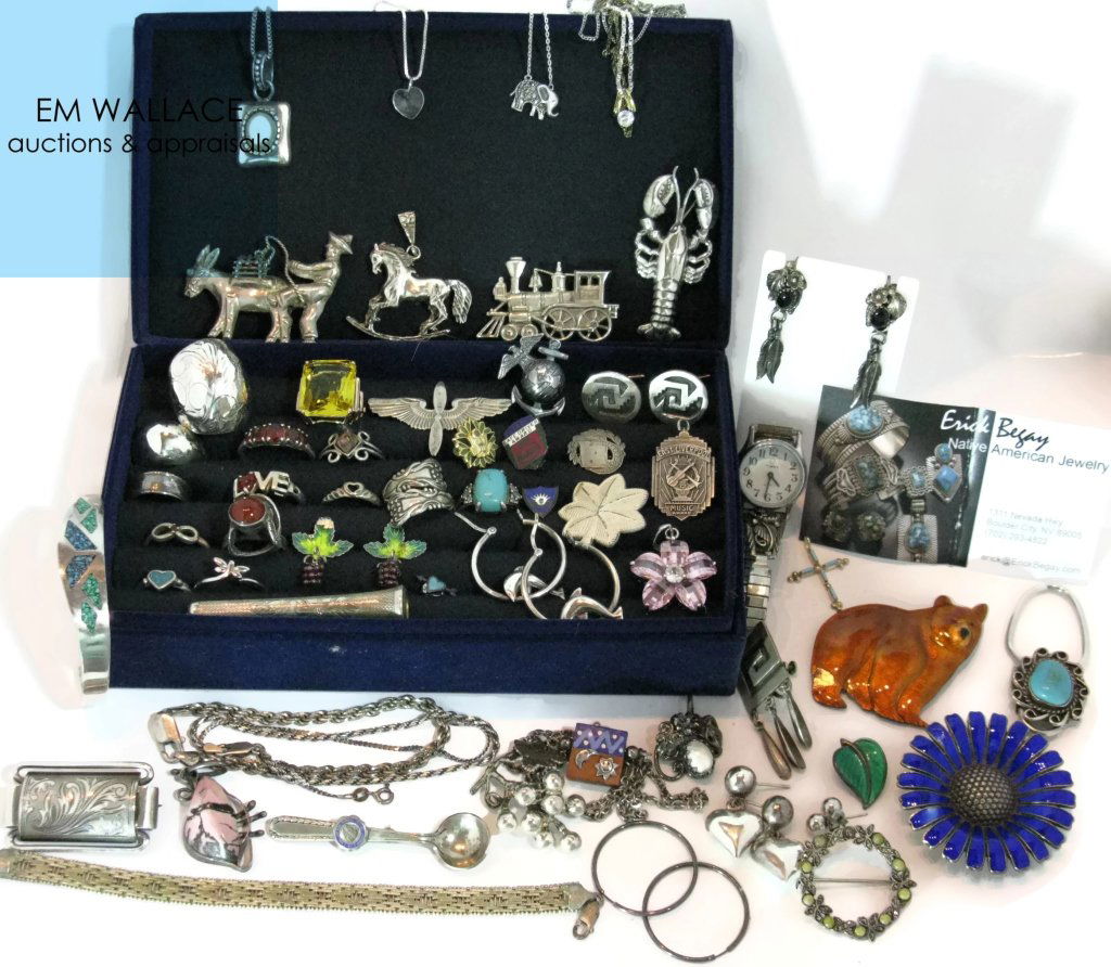 LARGE DEALERS LOT STERLING SILVER JEWELRY (1 of 10)